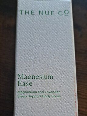 THE NUE CO MAGNESIUM EASE MAGNESIUM AND LAVENDER SLEEP SUPPORT BODY SPRAY